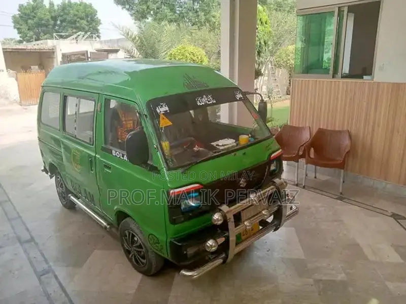 Suzuki Bolan Compact Hatchback - Reliable City Vehicle
