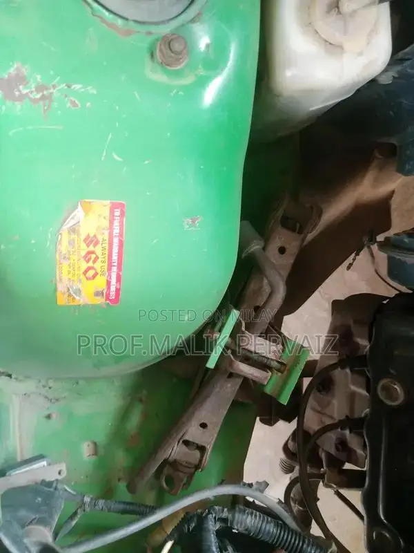 Suzuki Bolan Compact Hatchback - Reliable City Vehicle