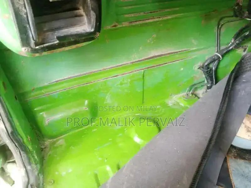 Suzuki Bolan Compact Hatchback - Reliable City Vehicle