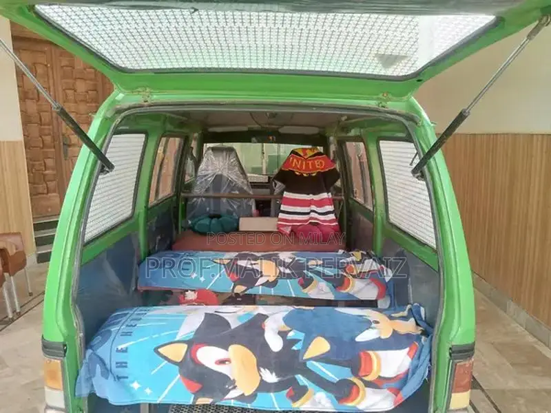 Suzuki Bolan Compact Hatchback - Reliable City Vehicle