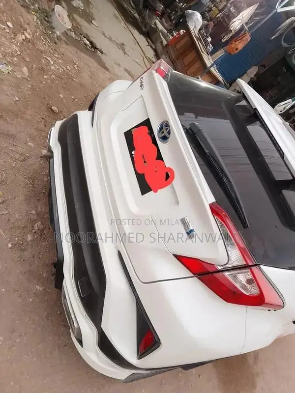 Toyota C-HR Crossover SUV - Low Mileage Condition