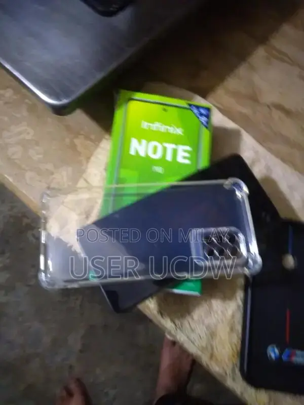 Dual SIM Smartphone with Box and Minor Glass Damage