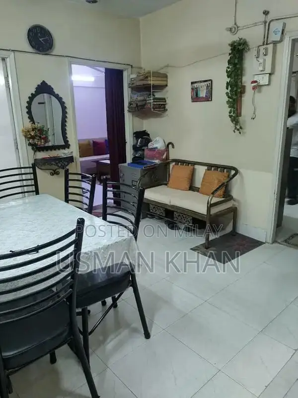 Ground Floor Portion in Gulshan Block 1 - 240 Sq Yards