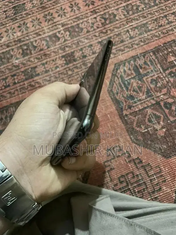 Apple iPhone XS Black 64GB Smartphone