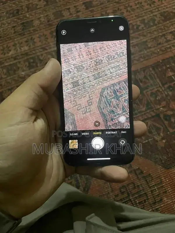 Apple iPhone XS Black 64GB Smartphone