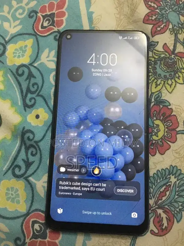 Redmi Note 9 Smartphone with Glass Crack, 128GB Storage