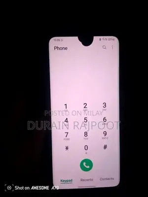 Samsung Galaxy S20 Smartphone 8/128GB Back Cracked