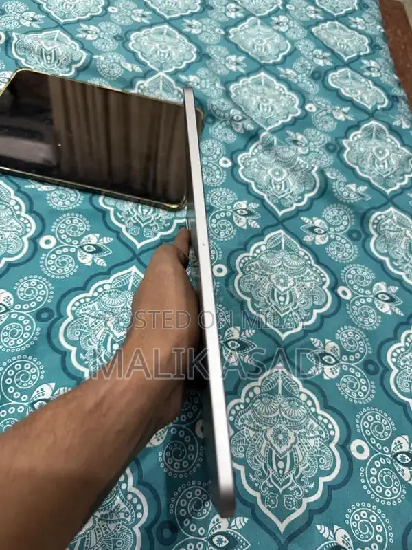 Apple iPad Pro 128GB M2 2022 Space Grey Tablet