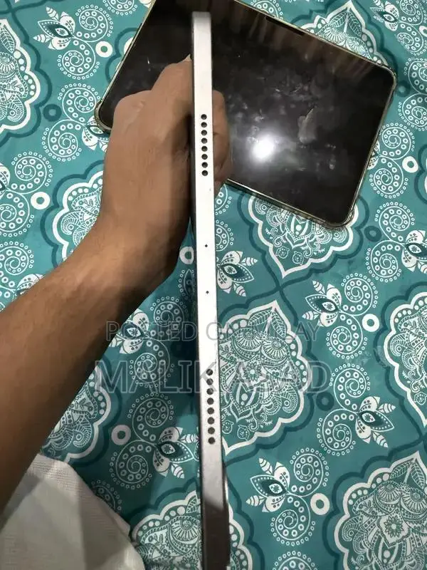 Apple iPad Pro 128GB M2 2022 Space Grey Tablet