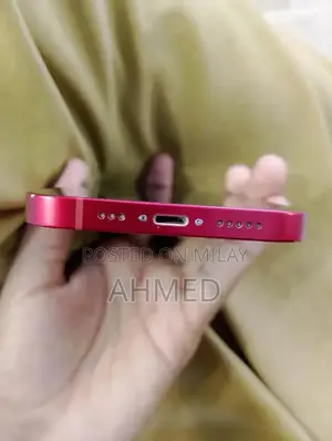 Apple iPhone 13 128GB Smartphone - Excellent Condition