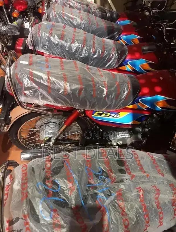 Honda CD70 Motorcycle Monthly Package Model