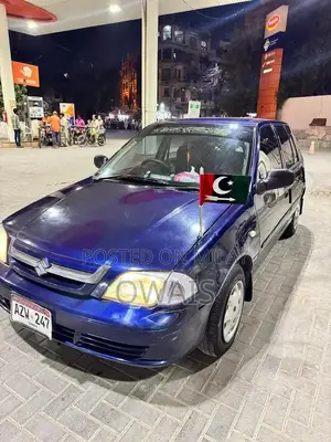 Photo - Suzuki Cultus 2013 - Well-Maintained City Sedan