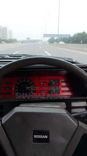 Nissan Sunny 2005 Sedan - 1300cc Engine