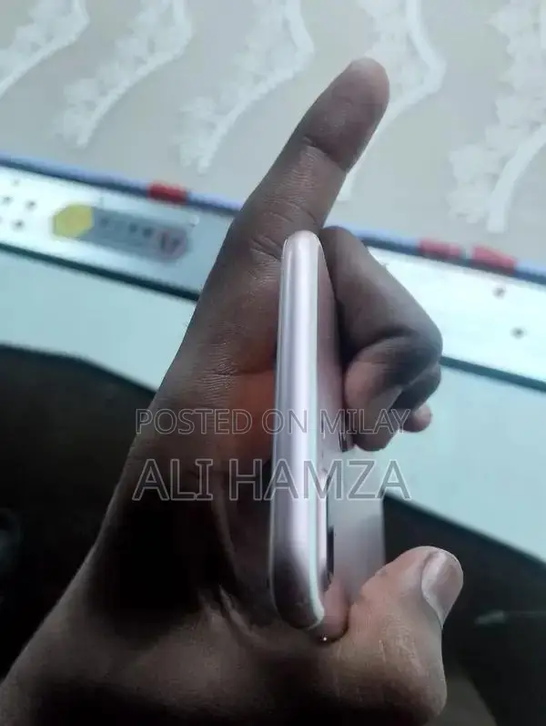 Apple iPhone 7 Plus 32GB PTA Approved Smartphone