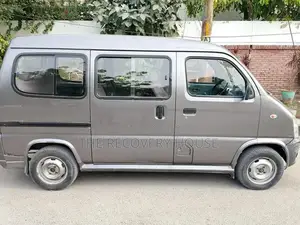 Photo - FAW XPV 2018 Economical 7-Seater Van - Manual Transmission