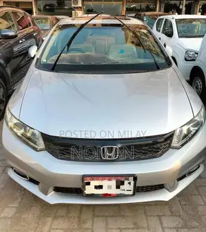 Photo - Honda Civic Vti Oriel Prosmatec Sedan 2014 Model