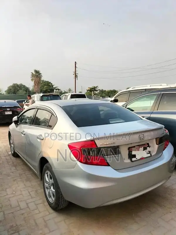Honda Civic Vti Oriel Prosmatec Sedan 2014 Model