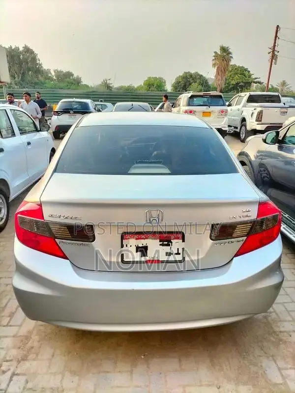 Honda Civic Vti Oriel Prosmatec Sedan 2014 Model