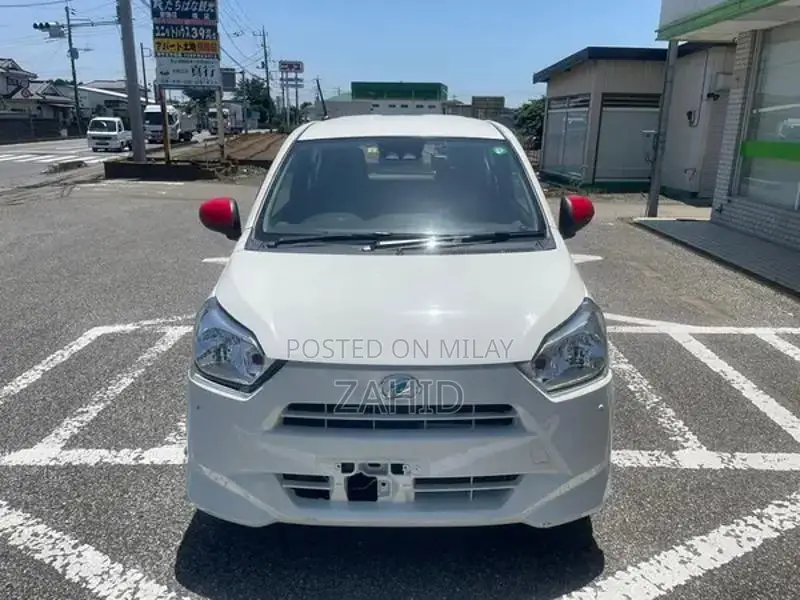 Daihatsu Mira Fresh Compact Import Sedan