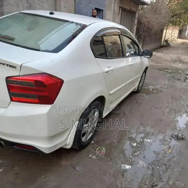 Honda City Sedan 2018 Reliable Compact Sedan