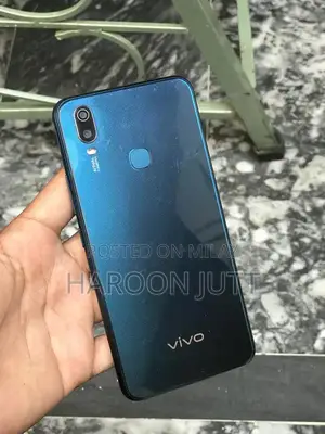 Dual SIM Mobile Phone in Good Condition with Accessories