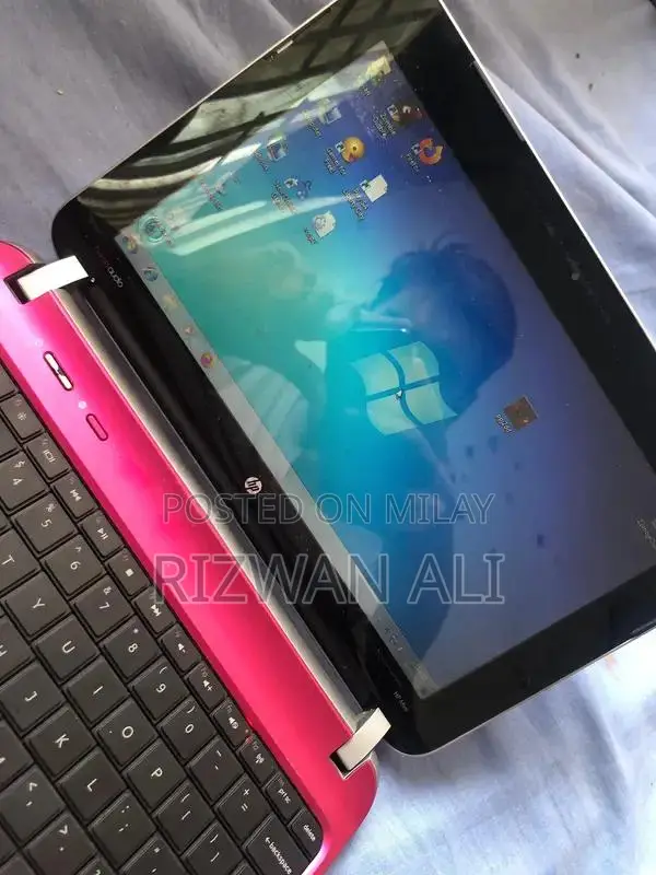 HP Mini 210-3000 Compact Laptop with Windows 10