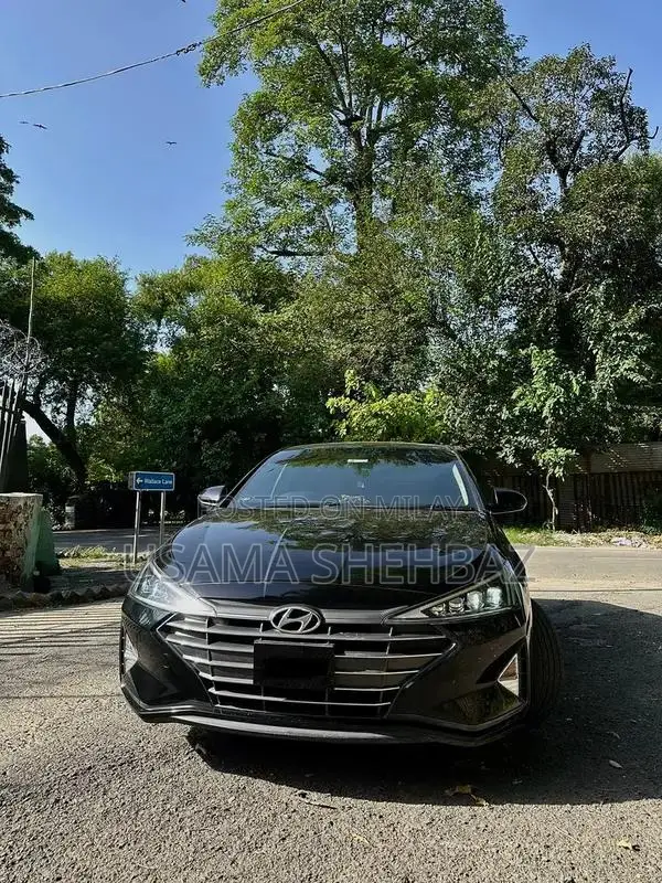 Hyundai Elantra GLS Sedan 2022/2023 Model