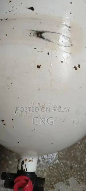 CNG Cylinder - Genuine Condition, High Quality Automotive Fuel Tank