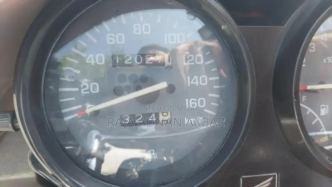 Honda CG 125 Delux Motorcycle - Low Mileage Commuter Bike