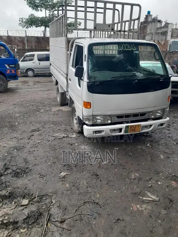 Toyota Dyna 2L Diesel Commercial Truck - 1996 Model