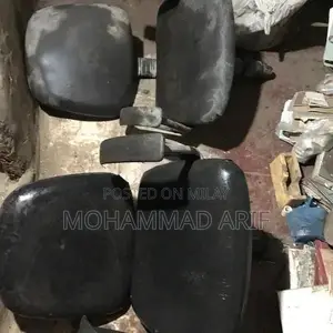 Photo - 2 Incomplete Office Chairs - Partial Furniture Set