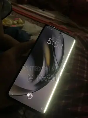 Vivo Y100 Smartphone with Minor Screen Line, Excellent Condition