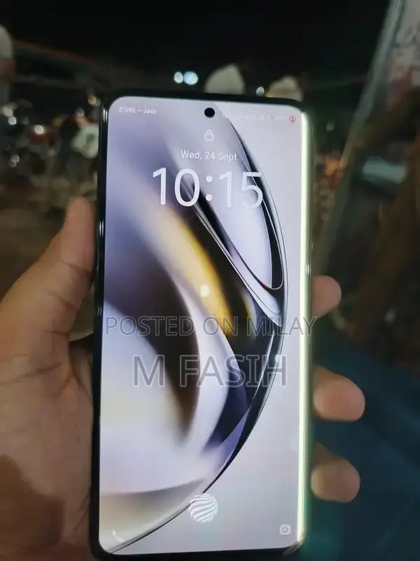 Vivo Y100 Smartphone with Minor Screen Line, Excellent Condition