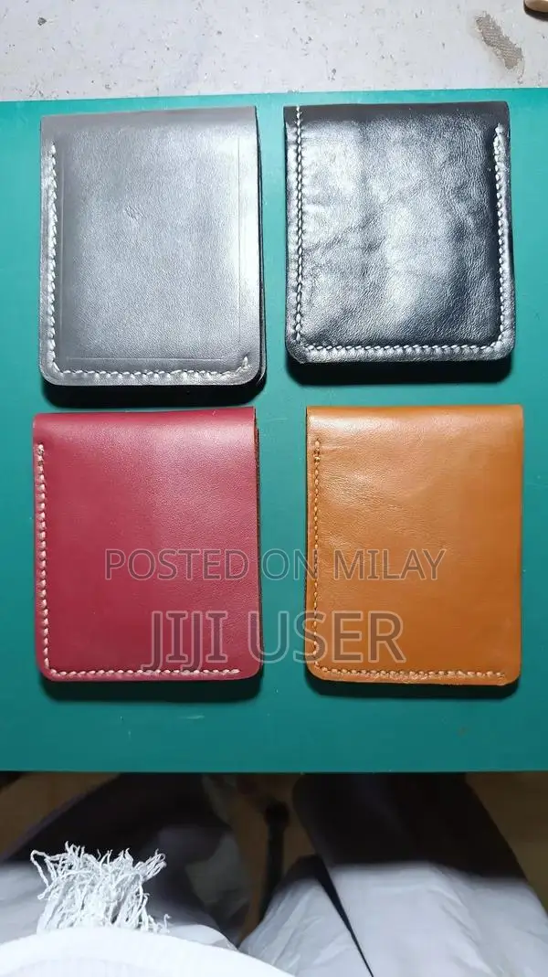 Handcrafted Genuine Leather Wallet with Card Holder - Custom Design Op