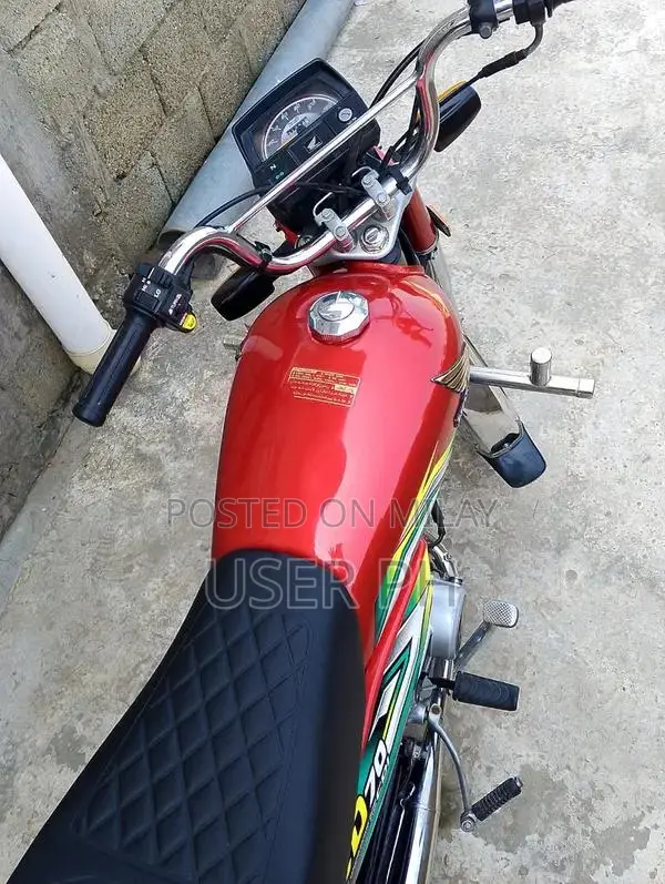 Honda CD 70 Motorcycle 2023 - Low Mileage Commuter Bike