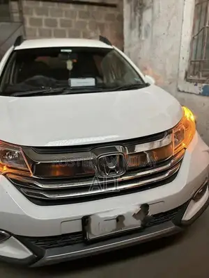 Honda BR-V S 2021 Pearl White 7-Seater SUV