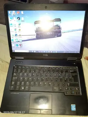 Photo - Dell Latitude E5440 Business Laptop - Core i5, 8GB RAM