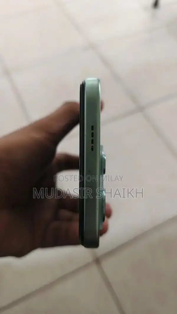 Infinix Hot 50i Smartphone - 6GB RAM, 128GB Storage, Fresh Set