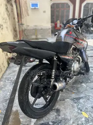 Photo - Japanese Imported Performance Motorcycle with Fat Tires