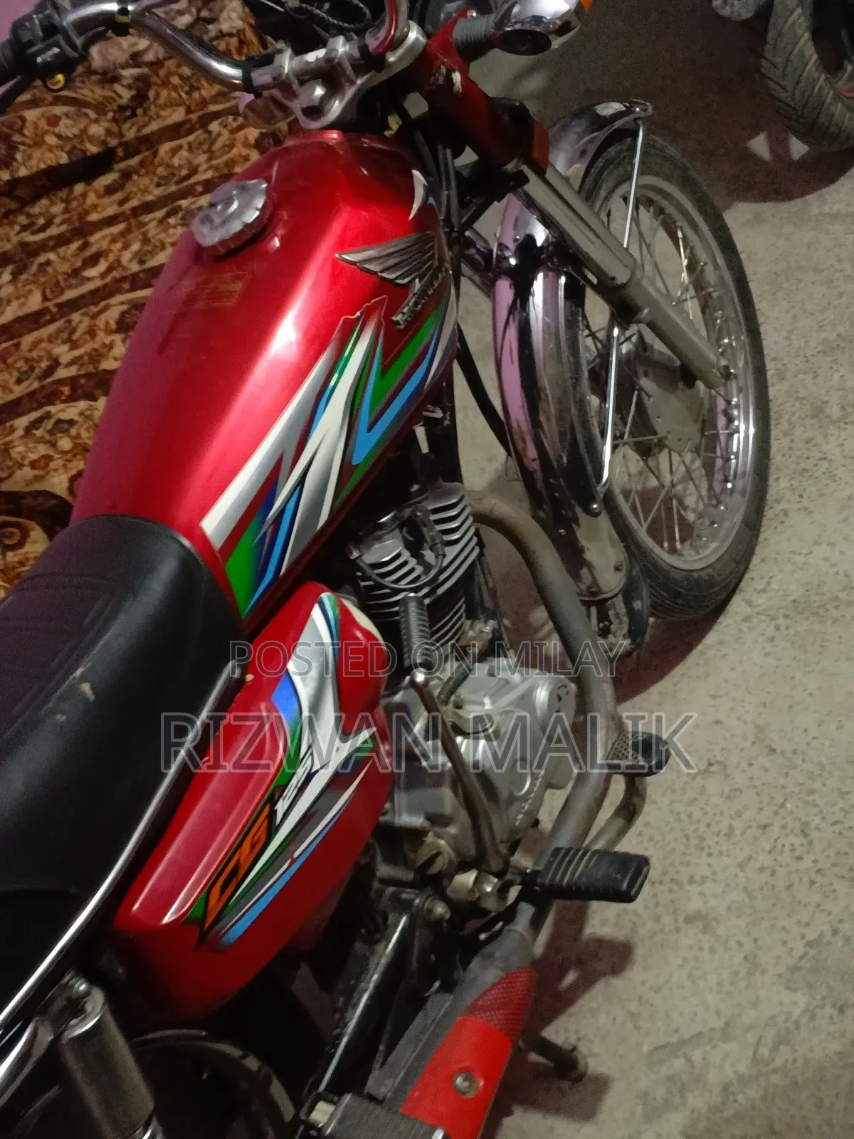 New Honda CB 2023 Red