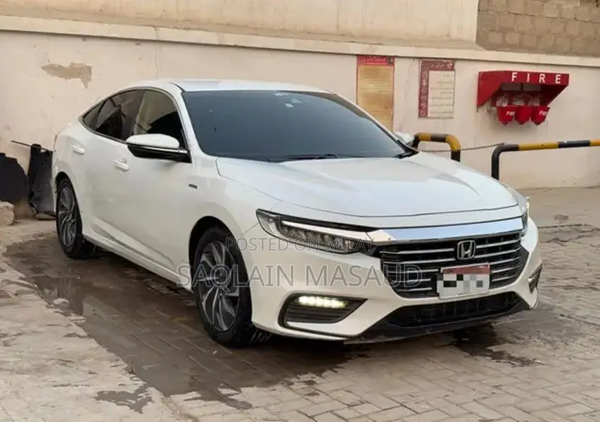 Honda Insight 2019 EX Hybrid Sedan - Premium Import