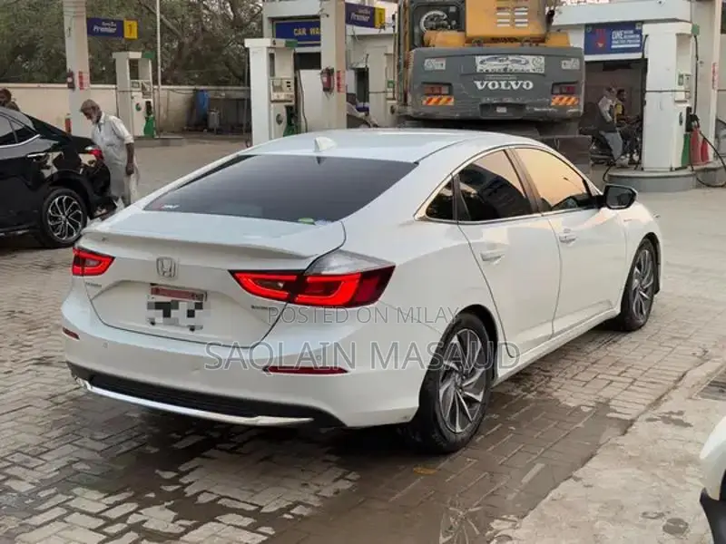 Honda Insight 2019 EX Hybrid Sedan - Premium Import