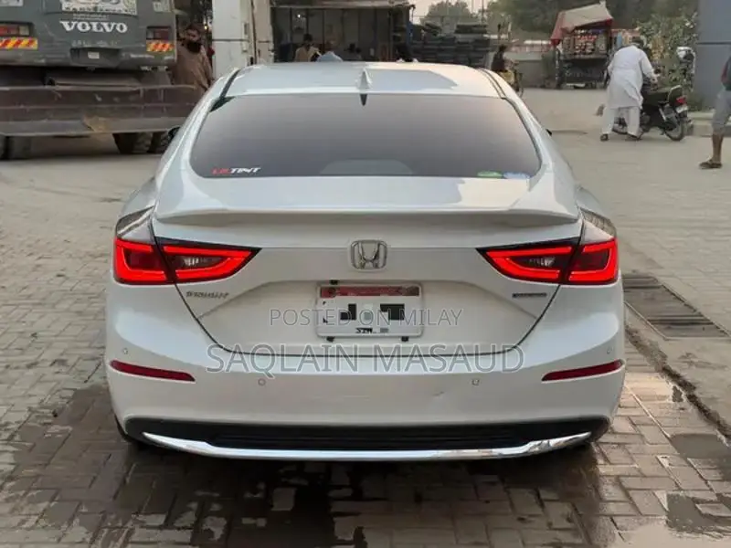 Honda Insight 2019 EX Hybrid Sedan - Premium Import