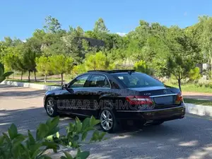 Mercedes Benz E250 CGI 2012 Luxury Sedan