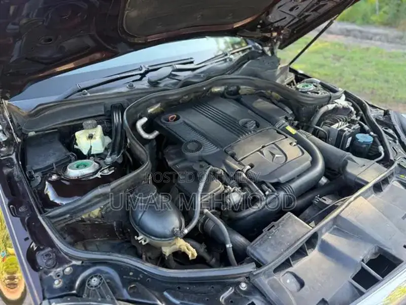 Mercedes Benz E250 CGI 2012 Luxury Sedan