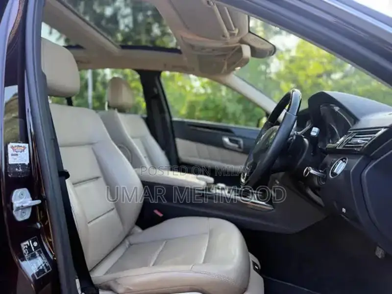 Mercedes Benz E250 CGI 2012 Luxury Sedan