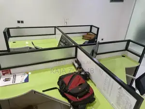 Photo - Versatile Modular Office Workstations - Professional Workspace Solutio