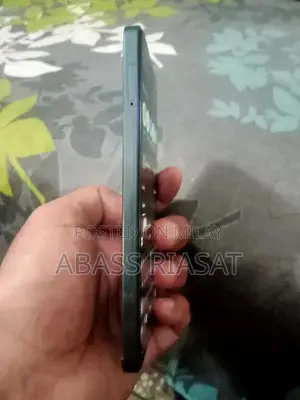 OPPO Reno11 F Smartphone - Pristine Condition Full Accessory Pack