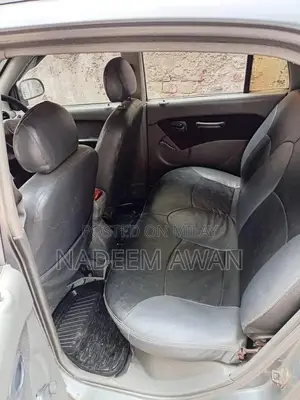 Hyundai Santro Club Compact City Hatchback