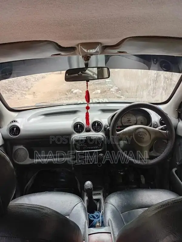 Hyundai Santro Club Compact City Hatchback